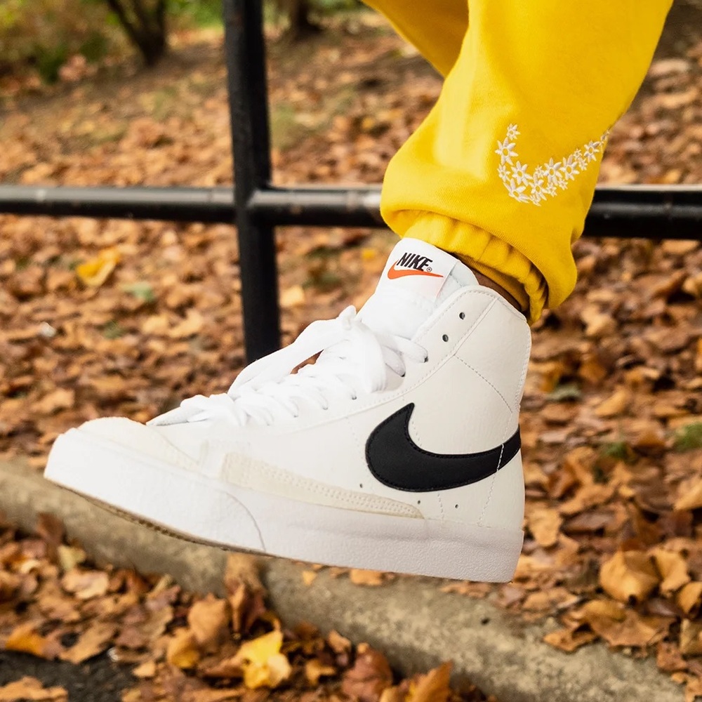 Nike Kids Blazer Mid ‘77 5.5Y